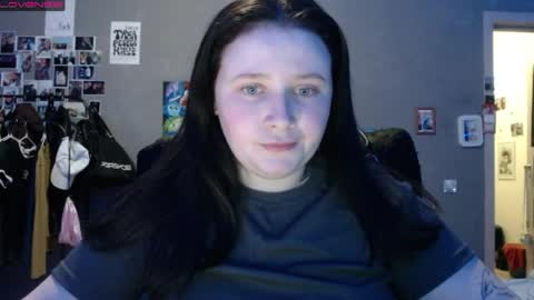 light_lunaa online show from April 2026 03:27:02 PM