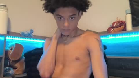 Snapshot of lightskinwithgirth chatting on May 2026 12:55:02 PM lightskinwithgirth online show from May 2026 12:55:02 PM