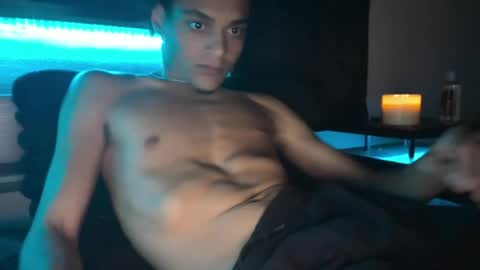 Snapshot of lightskinwithgirth chatting on May 2026 01:56:01 AM lightskinwithgirth online show from May 2026 01:56:01 AM