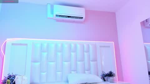 Lia  online show from April 2026 05:29:01 PM