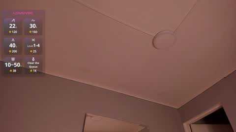 Snapshot of liia_sweett chatting on January 2025 05:33:01 PM Lia Sweet online show from January 2025 05:33:01 PM