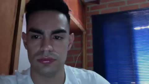 Snapshot of liiam_collins chatting on November 2025 07:02:02 PM liiam online show from November 2025 07:02:02 PM