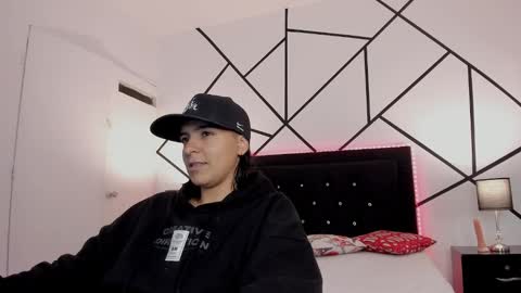 Snapshot of liiam_smith_ chatting on January 2025 11:54:01 AM liiam_smith_ online show from January 2025 11:54:01 AM