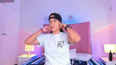 Snapshot of liiam_smith_ chatting on September 2025 12:40:02 PM liiam_smith_ online show from September 2025 12:40:02 PM