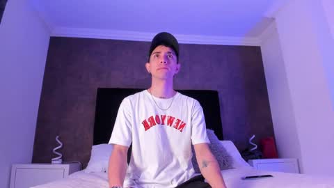 Snapshot of liiamhudson_ chatting on February 2025 01:51:01 AM L I I A M online show from February 2025 01:51:01 AM