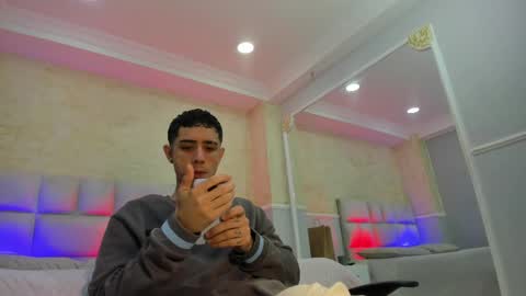 Snapshot of liiamhudson_ chatting on February 2025 04:57:01 AM L I I A M online show from February 2025 04:57:01 AM