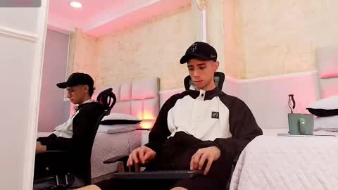 Snapshot of liiamhudson_ chatting on March 2025 05:07:01 AM L I I A M online show from March 2025 05:07:01 AM