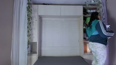         online show from February 2026 11:39:01 AM