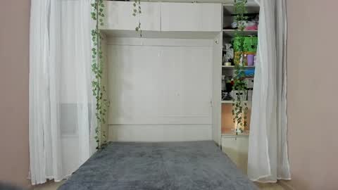         online show from April 2026 11:40:02 AM