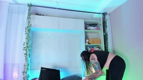         online show from April 2026 11:36:01 AM