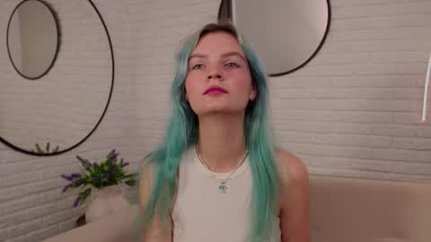 lika_sky online show from October 2025 11:41:02 AM