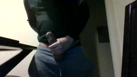 likeitorleaveit008 online show from April 2026 01:37:02 AM