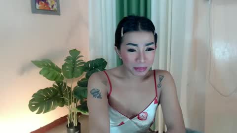 Leng online show from February 2025 06:09:02 PM