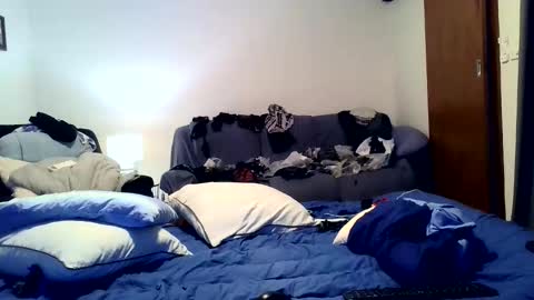 likthat121 online show from April 2026 08:50:01 PM