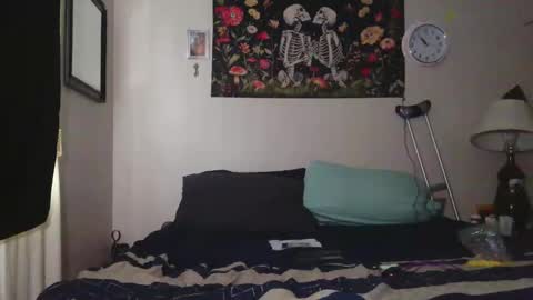 lil_bit_midnightmuse online show from March 2026 05:02:01 PM