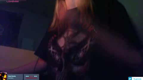 lil gemmie online show from September 2025 01:06:01 AM