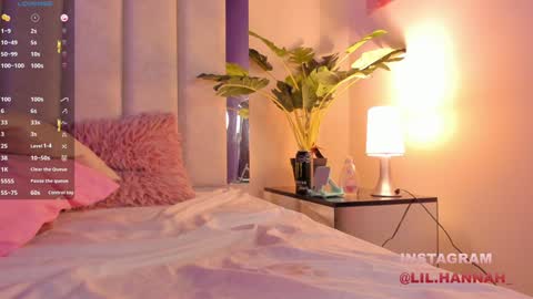 Hanna online show from December 2024 01:18:01 PM