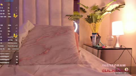 Hanna online show from December 2024 03:46:02 PM