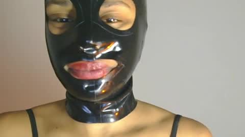 Lilith online show from May 2026 02:41:01 AM