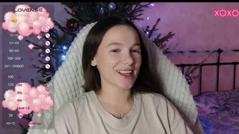 little moon online show from December 2024 04:04:01 PM