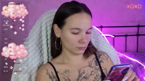 little moon online show from October 2025 05:21:02 PM