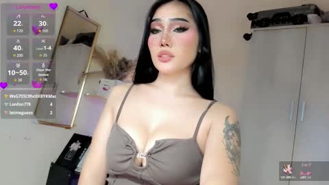 Snapshot of lil_m1ss_silly chatting on October 2025 10:35:01 AM Miss Lily online show from October 2025 10:35:01 AM