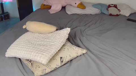 Nessa Greyrat   if u like me tip 25 tk and put  online show from February 2025 09:00:01 AM