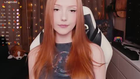 Snapshot of lil_pumpkinpie chatting on November 2025 01:11:01 PM Val online show from November 2025 01:11:01 PM