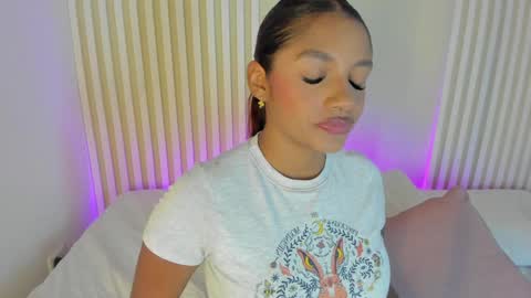 L I L A   online show from January 2025 08:02:02 PM