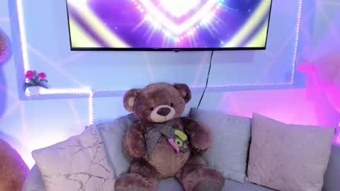 lila noa online show from September 2025 03:28:01 AM