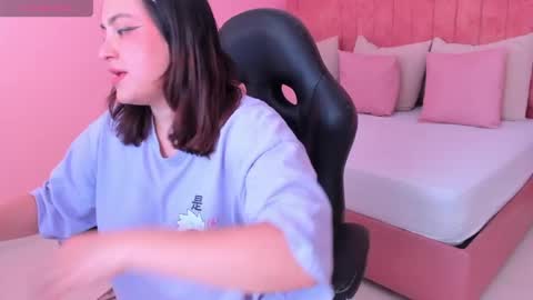 Snapshot of lila_sky_ chatting on May 2026 12:02:01 PM Lila online show from May 2026 12:02:01 PM