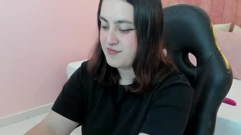 Snapshot of lila_sky_ chatting on May 2026 12:11:01 PM Lila online show from May 2026 12:11:01 PM