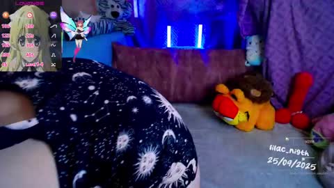 Snapshot of lilac_night chatting on September 2025 12:21:02 PM Jen online show from September 2025 12:21:02 PM