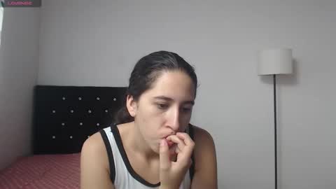 Lila Cream online show from October 2025 03:02:01 PM