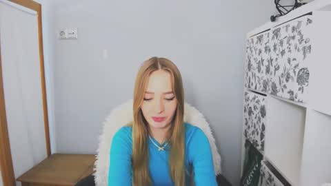 LiliaDesire online show from December 2024 09:57:01 PM