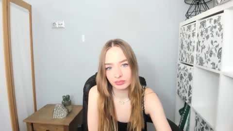 LiliaDesire online show from January 2025 04:39:01 PM
