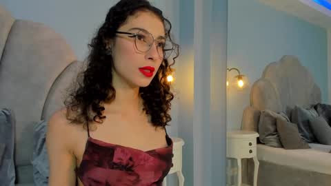 Snapshot of lilah_winter chatting on January 2025 05:18:02 PM Lilah online show from January 2025 05:18:02 PM