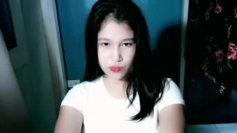 Snapshot of lilatmaho chatting on February 2026 12:28:01 PM Im Rain online show from February 2026 12:28:01 PM