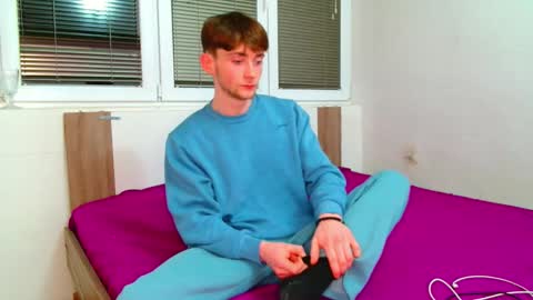 lilbearxxxx online show from February 2026 07:45:01 PM