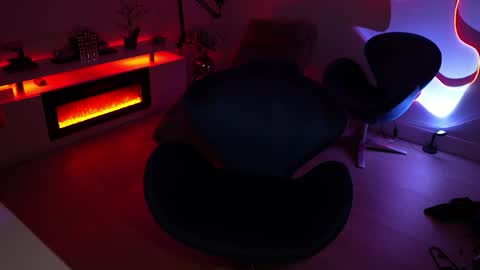 Rebecca online show from April 2026 05:33:02 AM