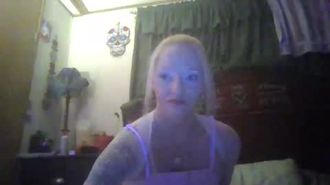 Snapshot of lilbit4u chatting on February 2025 12:47:02 AM lilbit4u online show from February 2025 12:47:02 AM