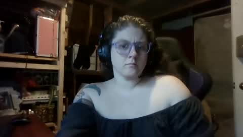 lilbitzzz online show from November 2025 06:54:01 PM