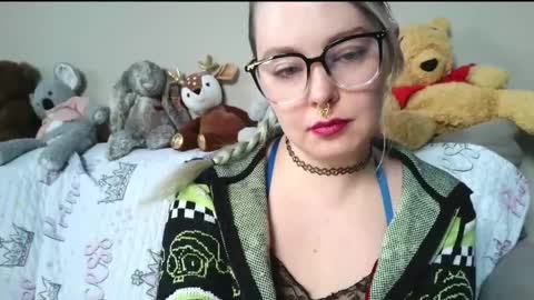 emily ryanson online show from March 2026 08:15:01 PM