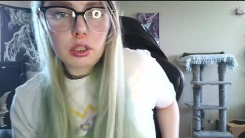 emily ryanson online show from April 2026 06:53:02 PM