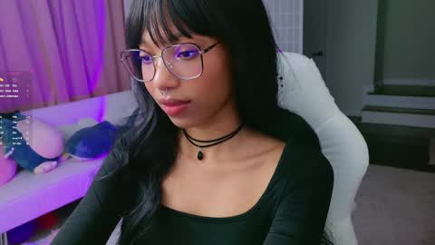 evie online show from February 2025 02:23:01 AM