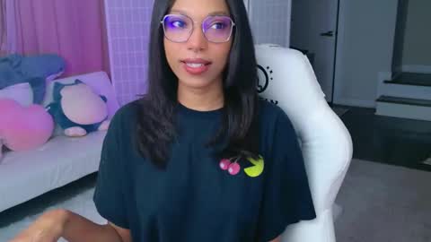 evie online show from March 2026 01:49:02 AM