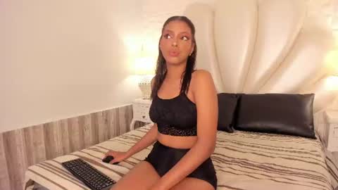 Snapshot of liliaargent chatting on June 2026 12:08:01 PM LA online show from June 2026 12:08:01 PM