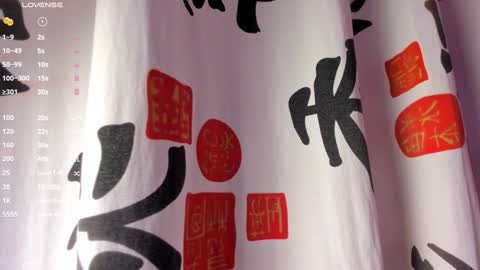 holis soy lily chang no olvides el pulgar arriba es muy importante para mi 3 independent model online show from December 2024 02:27:01 AM