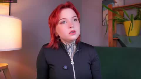 Anika online show from October 2025 01:06:02 PM