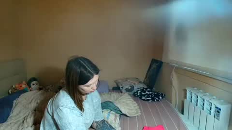 liliawoolf online show from October 2025 04:54:01 AM